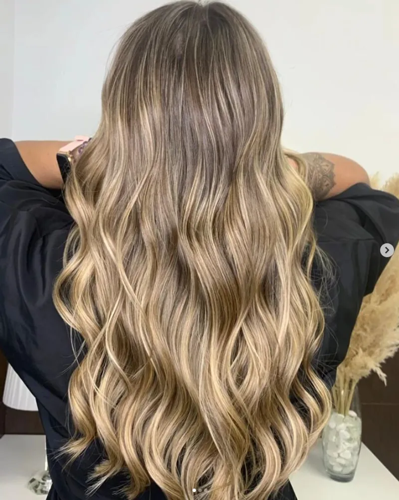 sobre mc peluqueria en cuevas del becerro